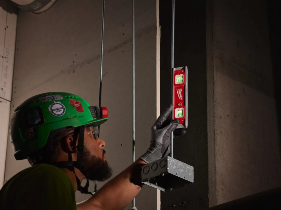 Уровень строительный Milwaukee 4932498742