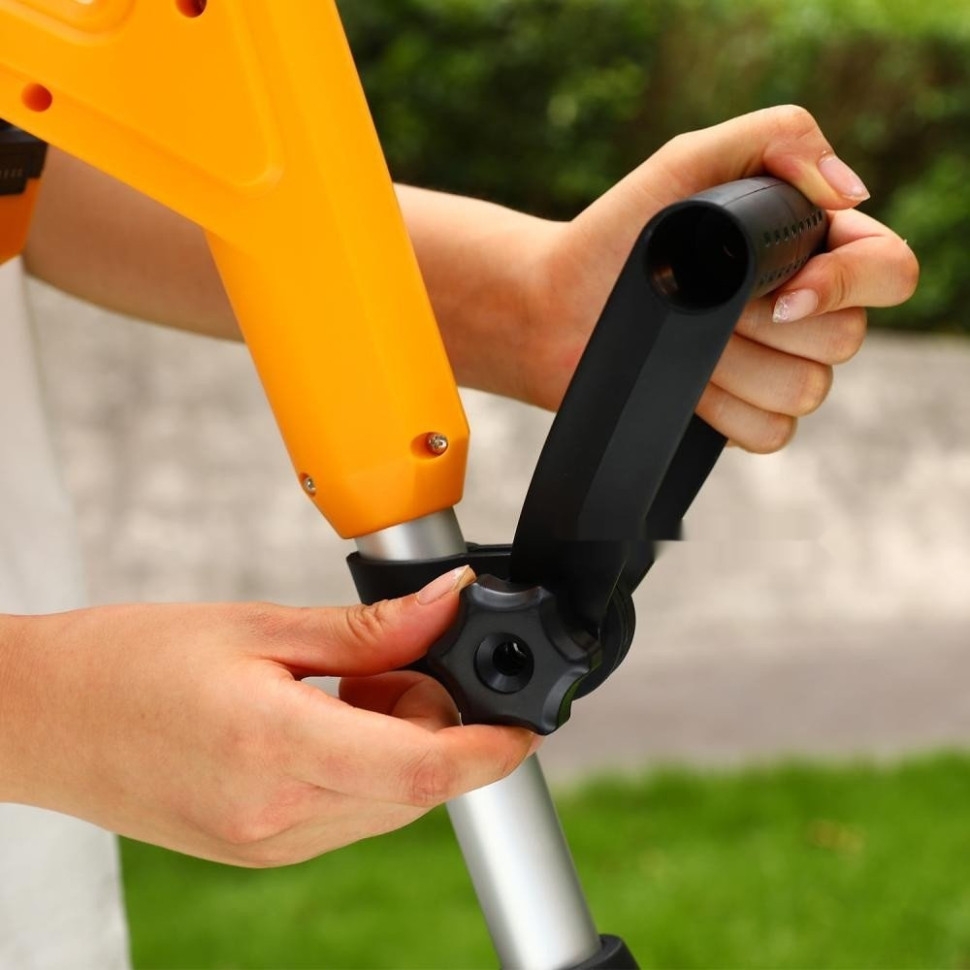 Снегоуборщик Deko ST212-5 083-4442 (с 2-мя АКБ) Снегоуборщик Deko ST212-5 083-4442 (с 2-мя АКБ)