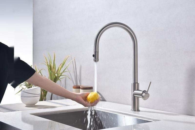 Смеситель Paulmark Galant Ga213077-BS (стальной/нержавеющая сталь) Смеситель Paulmark Galant Ga213077-BS (стальной/нержавеющая сталь)