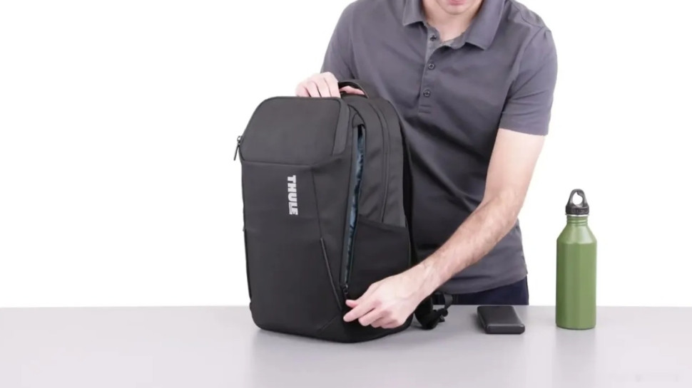 Рюкзак Thule Accent 23L 3204813 (черный) Рюкзак Thule Accent 23L 3204813 (черный)