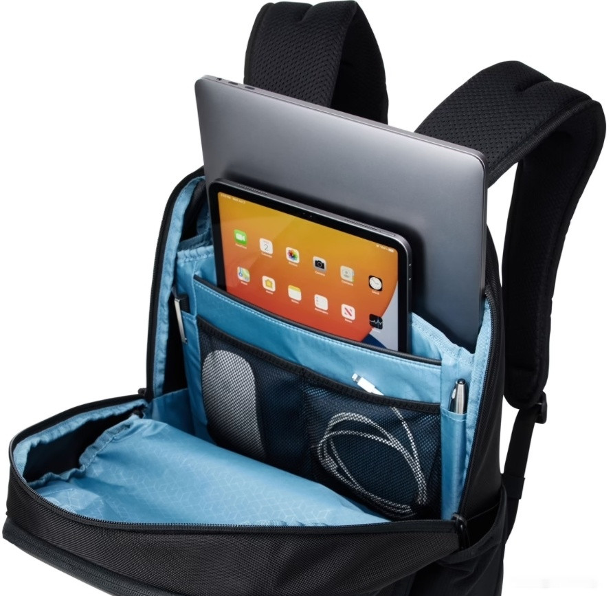 Рюкзак Thule Accent 23L 3204813 (черный) Рюкзак Thule Accent 23L 3204813 (черный)