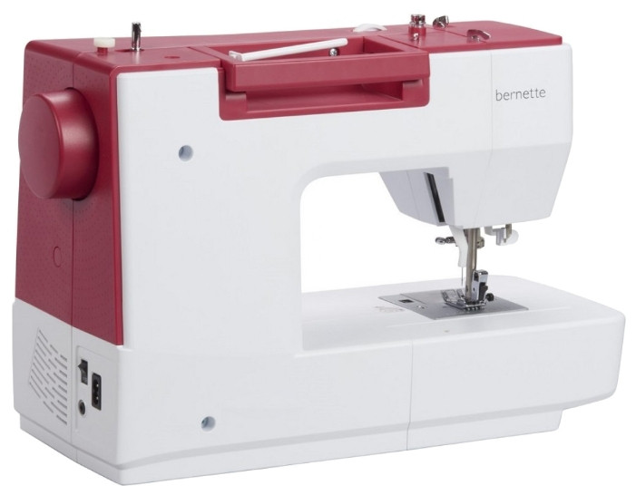 Швейная машина Bernina Bernette Sew&Go 8 Швейная машина Bernina Bernette Sew&Go 8