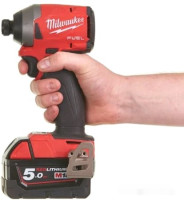 Винтоверт Milwaukee M18 FID2-0X 4933464088 (с 2-мя АКБ, кейс)