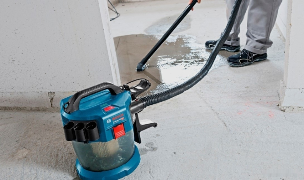 Пылесос Bosch GAS 18V-10 L Professional (без аккумулятора) Пылесос Bosch GAS 18V-10 L Professional (без аккумулятора)