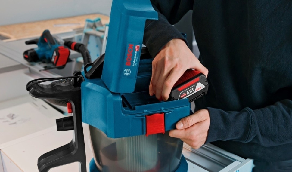 Пылесос Bosch GAS 18V-10 L Professional (без аккумулятора) Пылесос Bosch GAS 18V-10 L Professional (без аккумулятора)