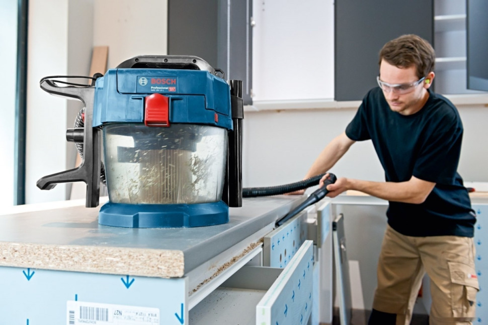 Пылесос Bosch GAS 18V-10 L Professional (без аккумулятора) Пылесос Bosch GAS 18V-10 L Professional (без аккумулятора)