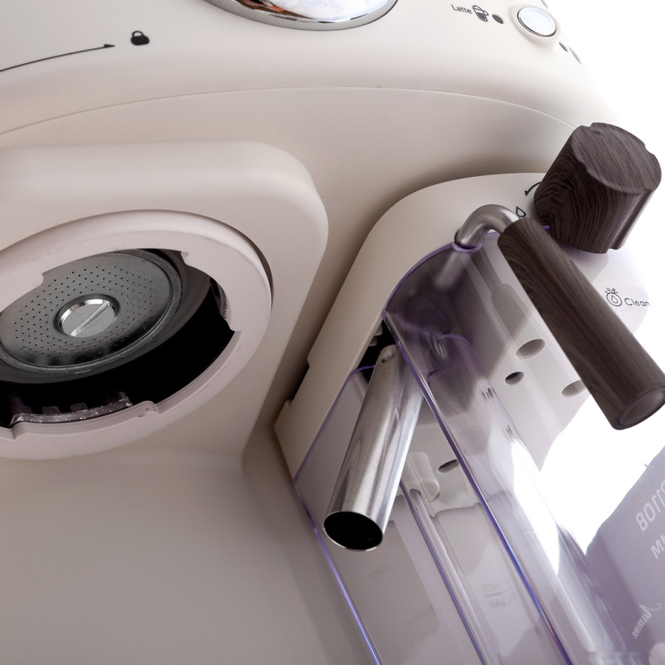 Рожковая помповая кофеварка Brayer BR1108 Рожковая помповая кофеварка Brayer BR1108