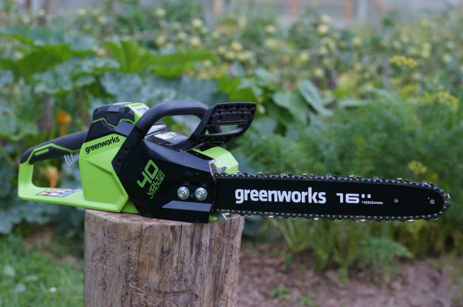 Аккумуляторная цепная пила Greenworks GD40CS18K2 Аккумуляторная цепная пила Greenworks GD40CS18K2