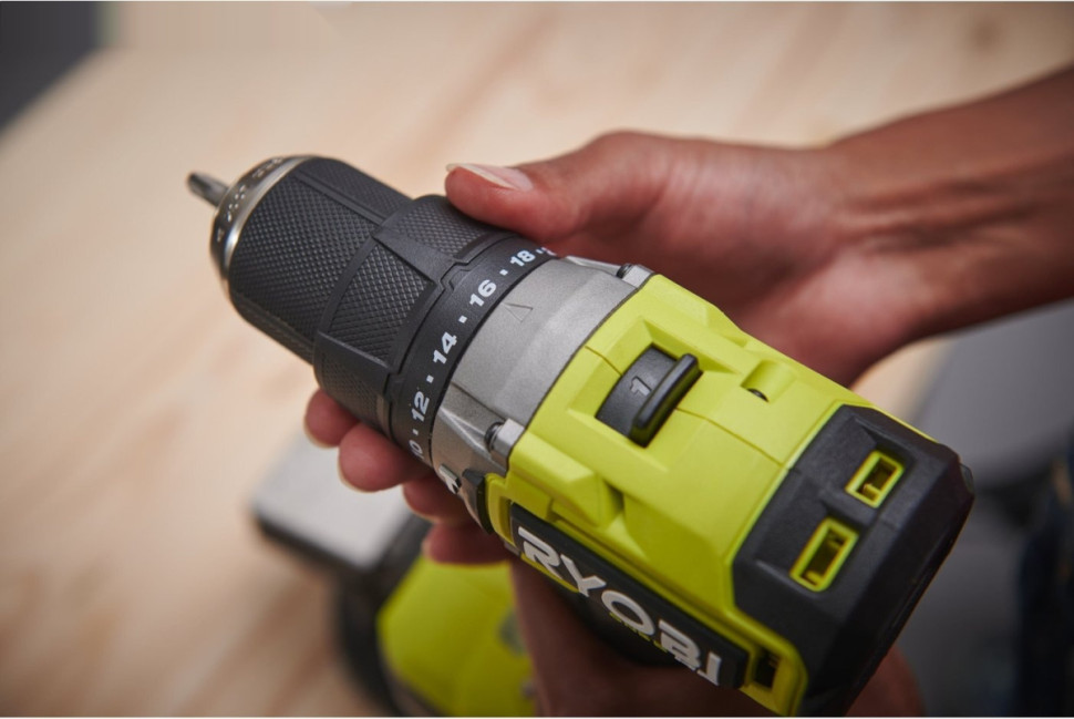 Ударная дрель-шуруповерт Ryobi RPD18C1-242S 5133006524 (с 2-мя АКБ, сумка)