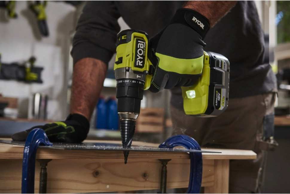 Ударная дрель-шуруповерт Ryobi RPD18C1-242S 5133006524 (с 2-мя АКБ, сумка)