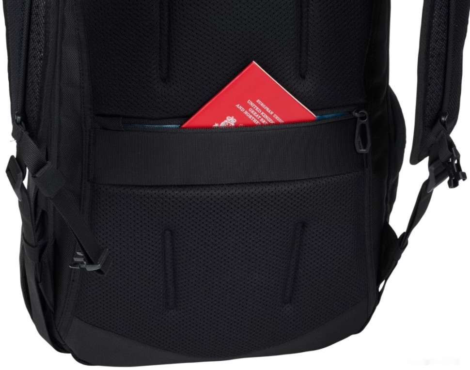 Рюкзак Thule Accent 26L 3204816 (черный) Рюкзак Thule Accent 26L 3204816 (черный)