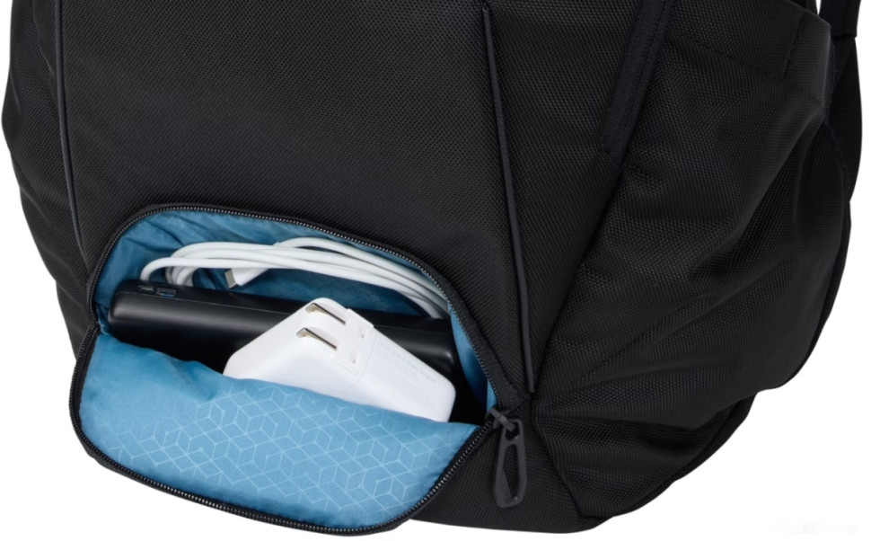 Рюкзак Thule Accent 26L 3204816 (черный) Рюкзак Thule Accent 26L 3204816 (черный)