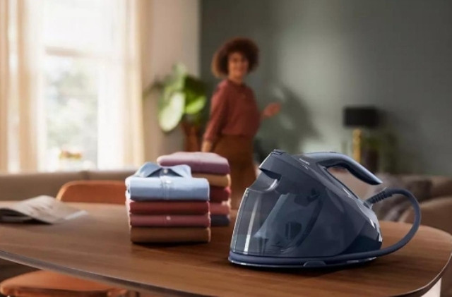 Утюг Philips PSG7130/20