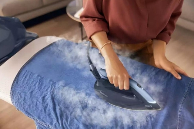 Утюг Philips PSG7130/20