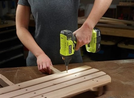 Ударный винтоверт Ryobi R18ID2-0 5133004611 (без АКБ) Ударный винтоверт Ryobi R18ID2-0 5133004611 (без АКБ)