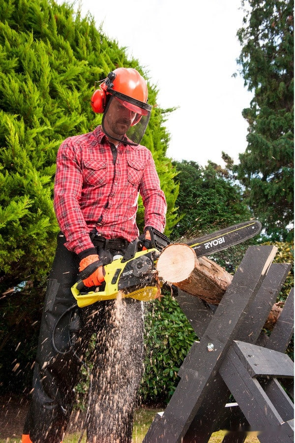 Электрическая пила Ryobi RCS1935B Электрическая пила Ryobi RCS1935B