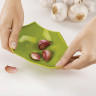 Коврик для чистки чеснока Joseph Joseph Scroll (Green)