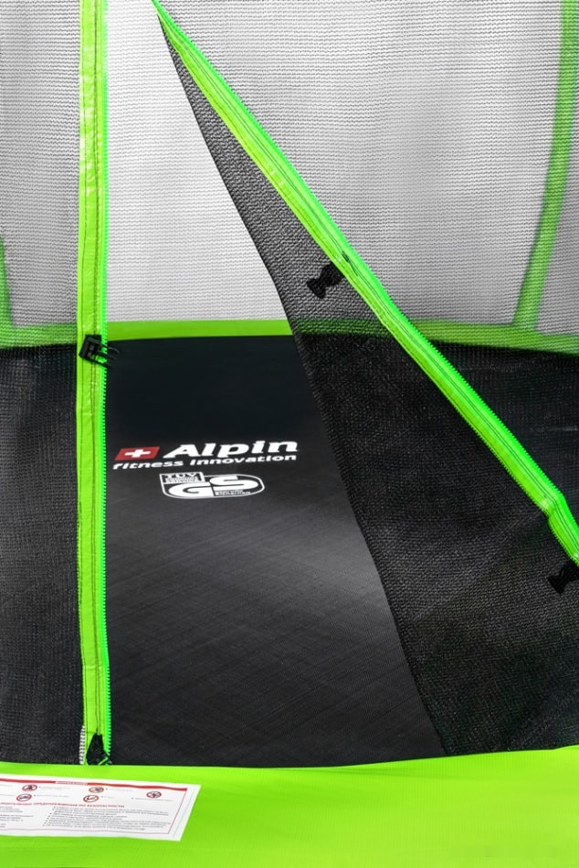 Батут Alpin Sky 12ft - 374 см с защитной сеткой и лестницей Батут Alpin Sky 12ft - 374 см с защитной сеткой и лестницей