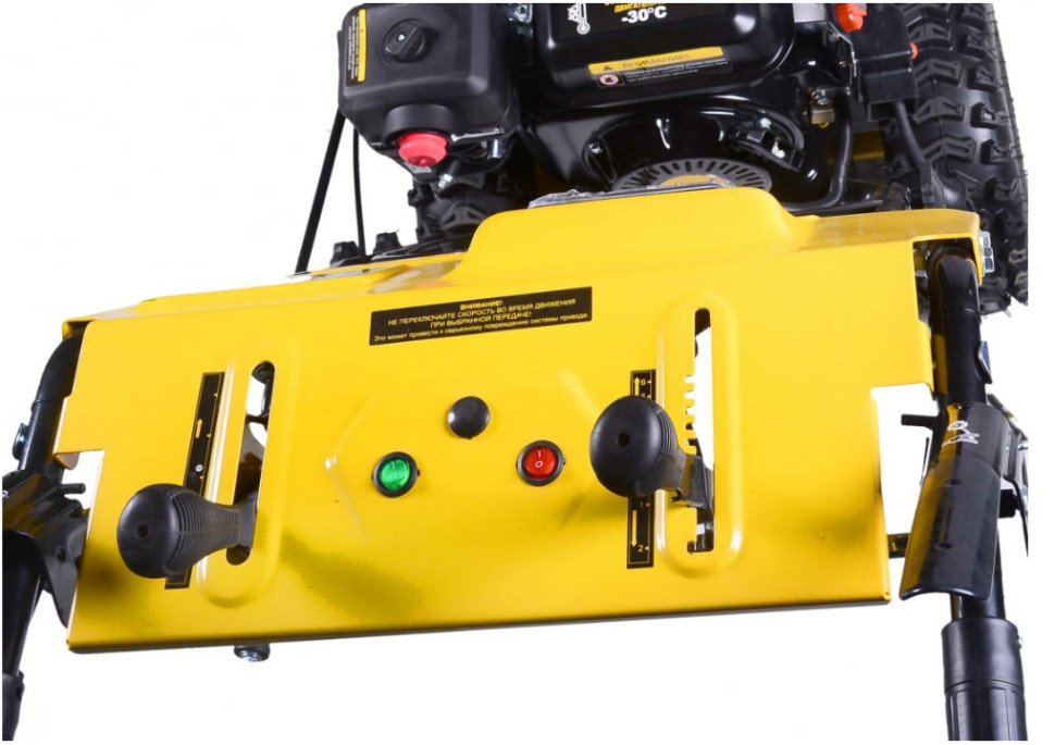 Снегоуборщик Huter SGC 8 (70/7/45) Снегоуборщик Huter SGC 8 (70/7/45)