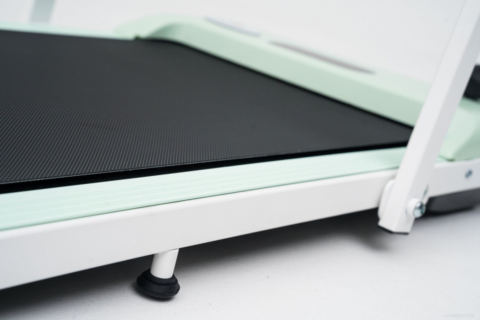 Беговая дорожка Calviano Slim Green Беговая дорожка Calviano Slim Green