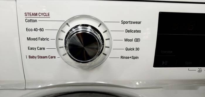 Стиральная машина LG F2J3WY5WE Стиральная машина LG F2J3WY5WE