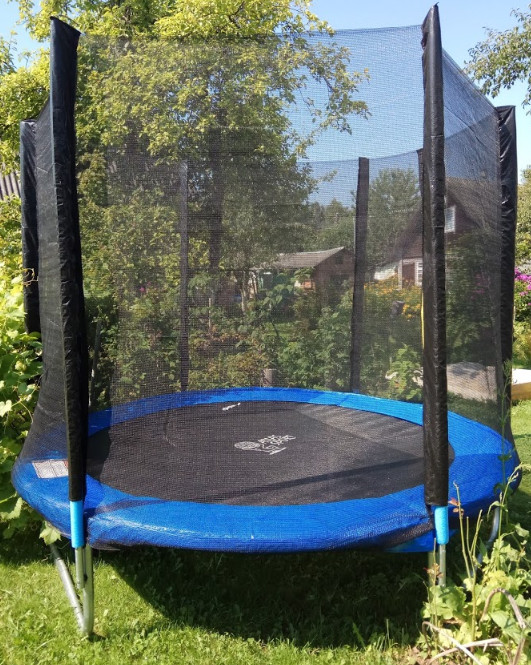 Батут Atlas Sport 140 см с внешней сеткой (на пружинах) Батут Atlas Sport 140 см с внешней сеткой (на пружинах)