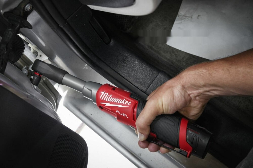 Трещотка Milwaukee M12 FUEL M12FHIR14LR-0 4933480790 (без АКБ)