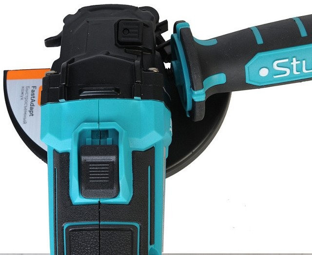 Угловая шлифмашина Sturm CAG1812E (с 1-им АКБ) Угловая шлифмашина Sturm CAG1812E (с 1-им АКБ)