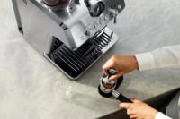 Кофемашина Delonghi EC9255.M