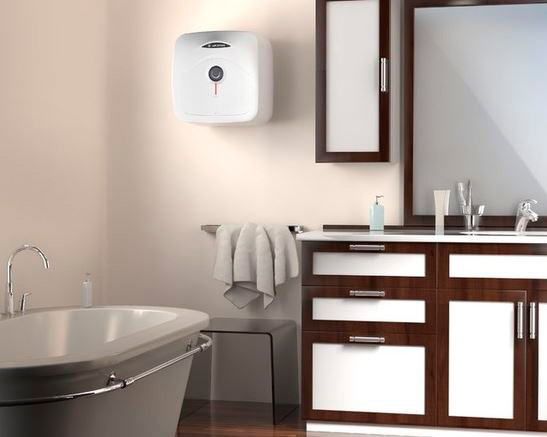 Водонагреватель Ariston Andris R 15 Водонагреватель Ariston Andris R 15