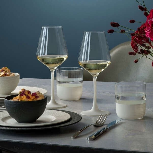 Набор бокалов для вина Villeroy & Boch Manufacture Rock Blanc 11-3799-8120 (4шт) Набор бокалов для вина Villeroy & Boch Manufacture Rock Blanc 11-3799-8120 (4шт)