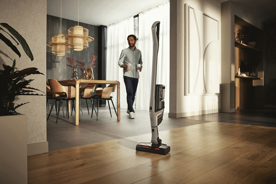 Вертикальный пылесос Miele SOUL5 Triflex HX2 125 Edition кашемировый серый Вертикальный пылесос Miele SOUL5 Triflex HX2 125 Edition кашемировый серый