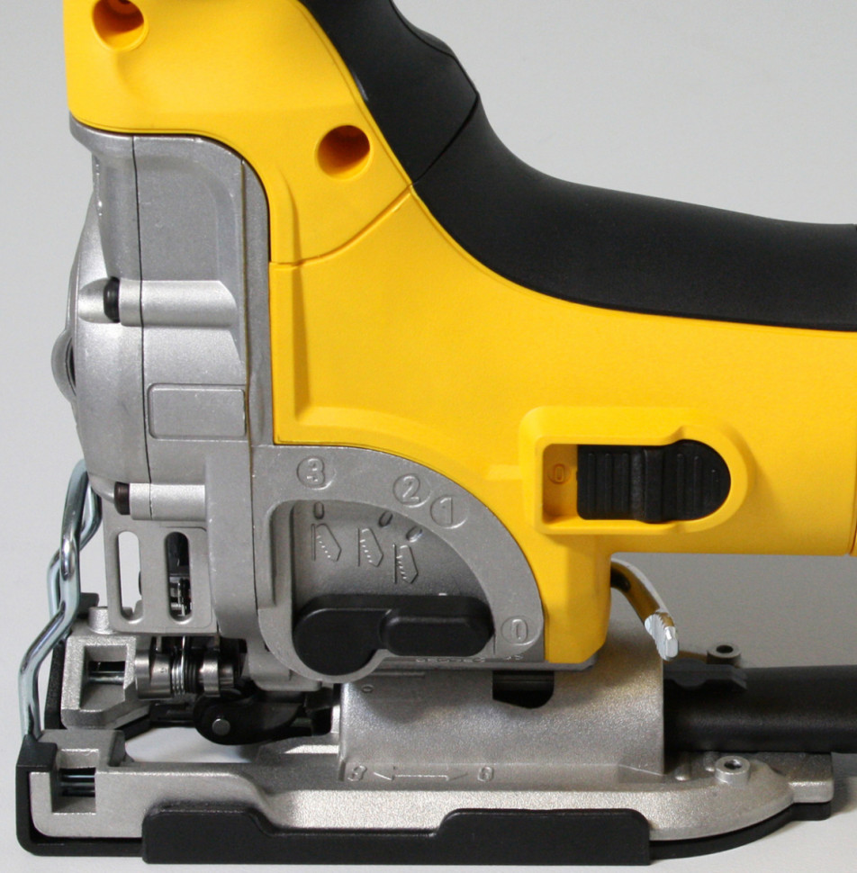 Лобзик DeWALT DW333K Лобзик DeWALT DW333K