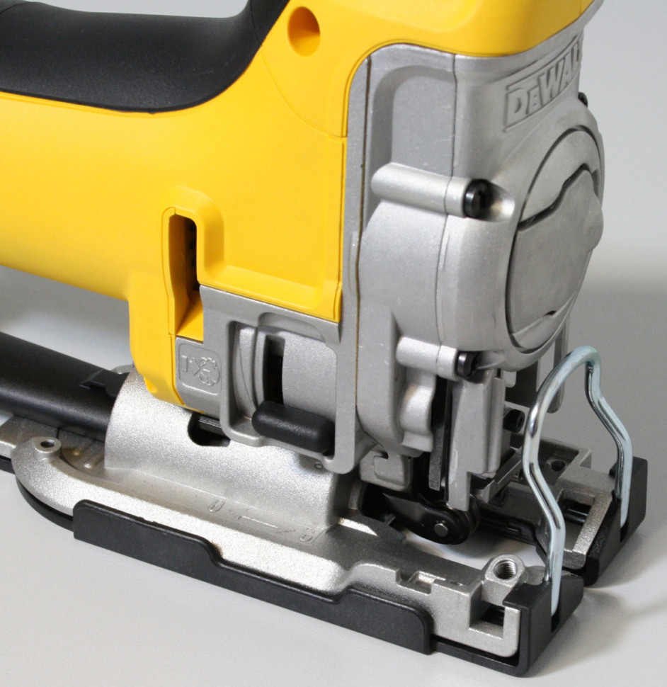 Лобзик DeWALT DW333K Лобзик DeWALT DW333K