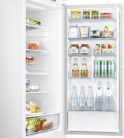 Холодильник Samsung BRB30600FWW/EF