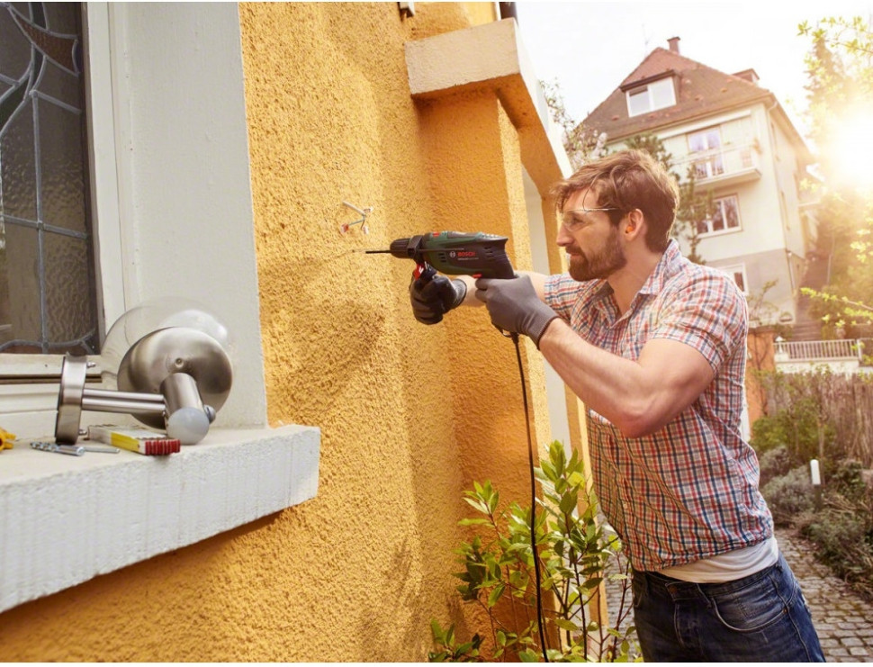 Дрель ударная Bosch UniversalImpact 800