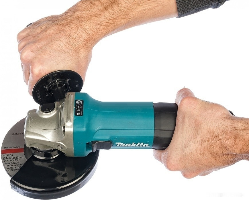 Перфоратор Makita DK0120 (HR2470 + GA5030) Перфоратор Makita DK0120 (HR2470 + GA5030)