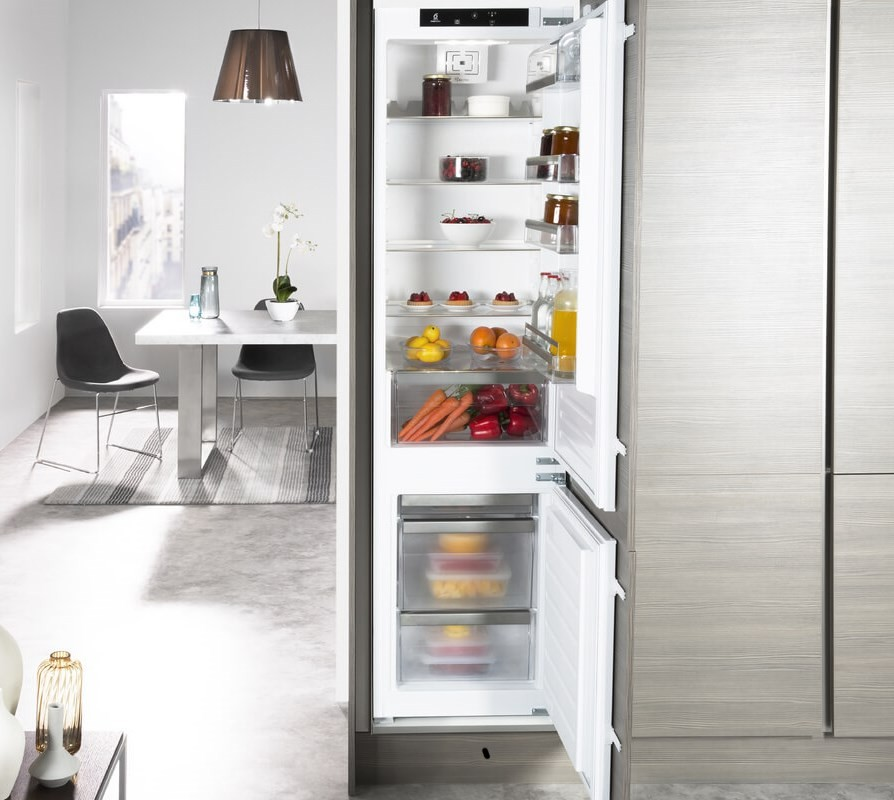 Встраиваемый холодильник Whirlpool ART98101, белый