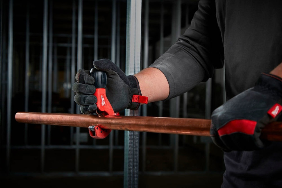 Труборез Milwaukee для медных труб 3-28 мм 48-22-9259 Труборез Milwaukee для медных труб 3-28 мм 48-22-9259