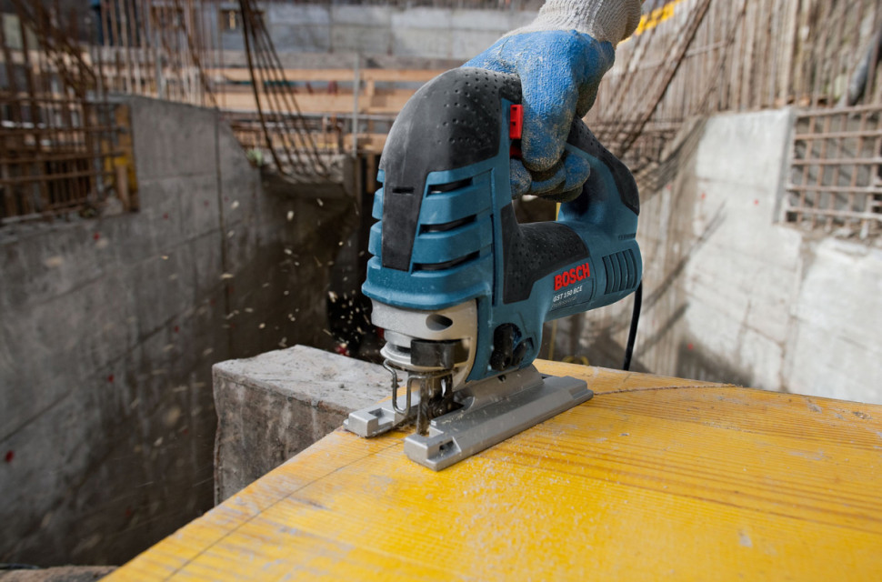 Лобзик Bosch GST 150 BCE Лобзик Bosch GST 150 BCE