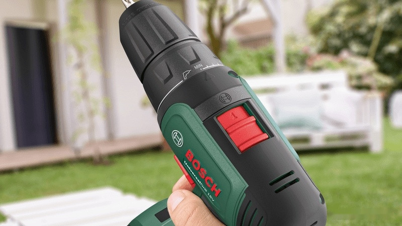 Дрель-шуруповерт Bosch EasyDrill 1200 06039D3005 (без АКБ) Дрель-шуруповерт Bosch EasyDrill 1200 06039D3005 (без АКБ)