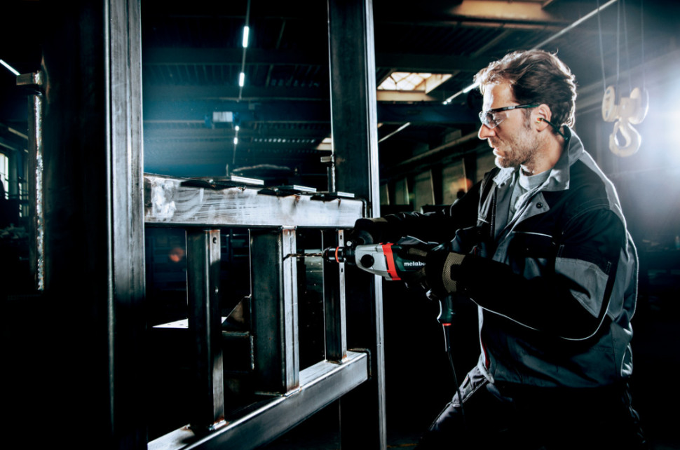 Дрель ударная Metabo SBE 850-2 Дрель ударная Metabo SBE 850-2