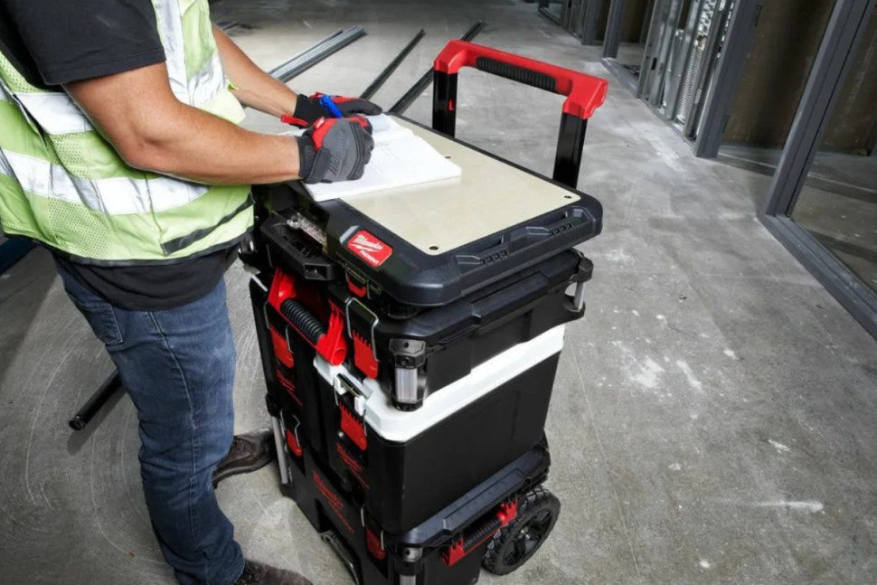 Ящик для инструментов Milwaukee PackOut 4932472128 Ящик для инструментов Milwaukee PackOut 4932472128