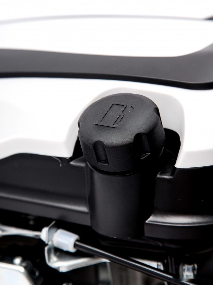 Газонокосилка Helmut TR 46H Газонокосилка Helmut TR 46H