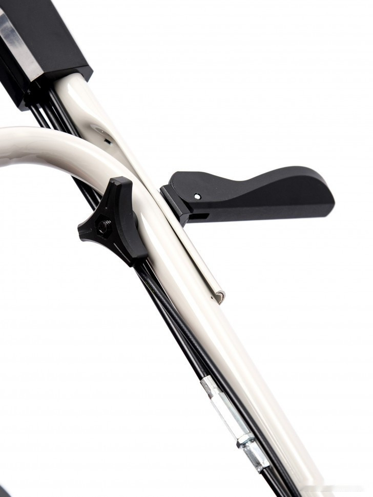 Газонокосилка Helmut TR 46H Газонокосилка Helmut TR 46H