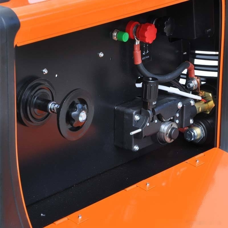 Сварочный инвертор Skiper SmartMIG-3000 Сварочный инвертор Skiper SmartMIG-3000