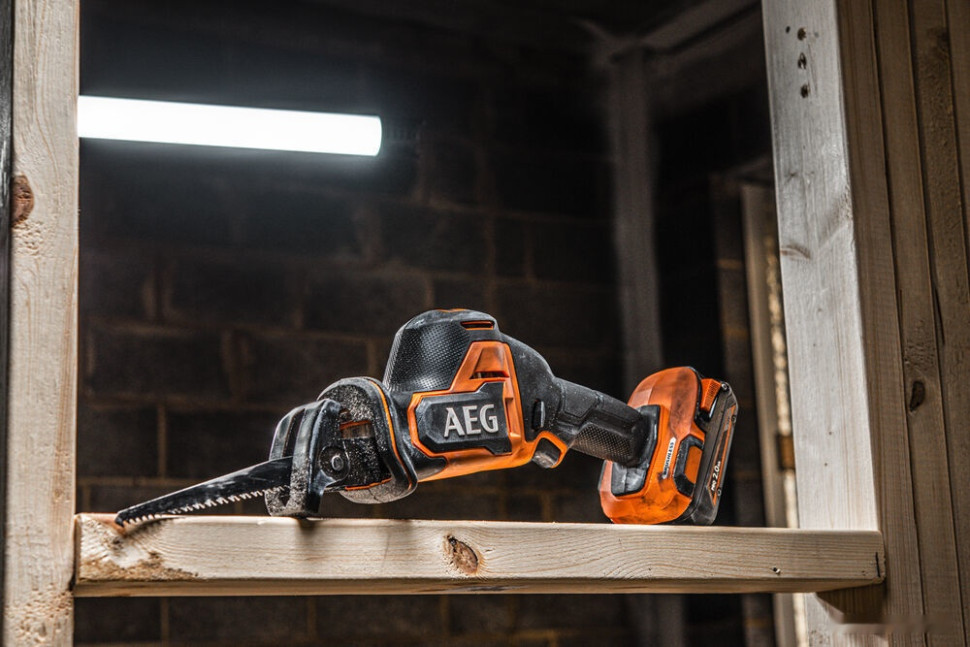 Сабельная пила AEG Powertools BUS18SBL-0 4935479662 (без АКБ)