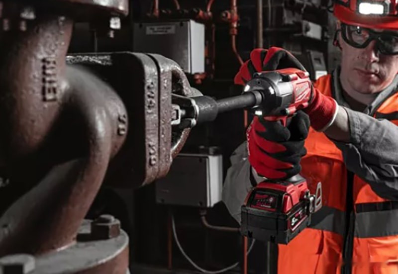 Гайковерт Milwaukee M18 FMTIW2F12-502X 4933478450 (с 2-мя АКБ, кейс) Гайковерт Milwaukee M18 FMTIW2F12-502X 4933478450 (с 2-мя АКБ, кейс)