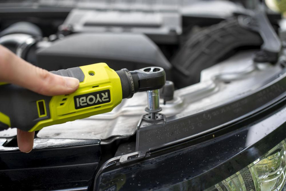 Угловая дрель Ryobi R18RW2-0 5133004833 (без АКБ) Угловая дрель Ryobi R18RW2-0 5133004833 (без АКБ)