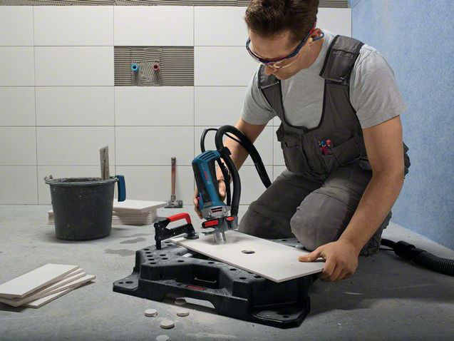 Фрезер Bosch GTR 30 CE Professional (060160C002) Фрезер Bosch GTR 30 CE Professional (060160C002)